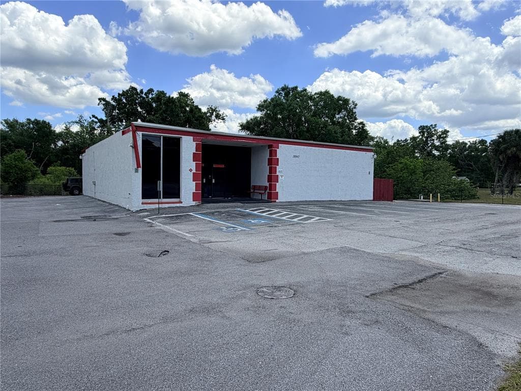 18843 N 41 HIGHWAY LUTZ, FL 33549