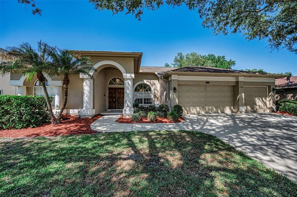 2272 WARWICK DRIVE OLDSMAR, FL 34677