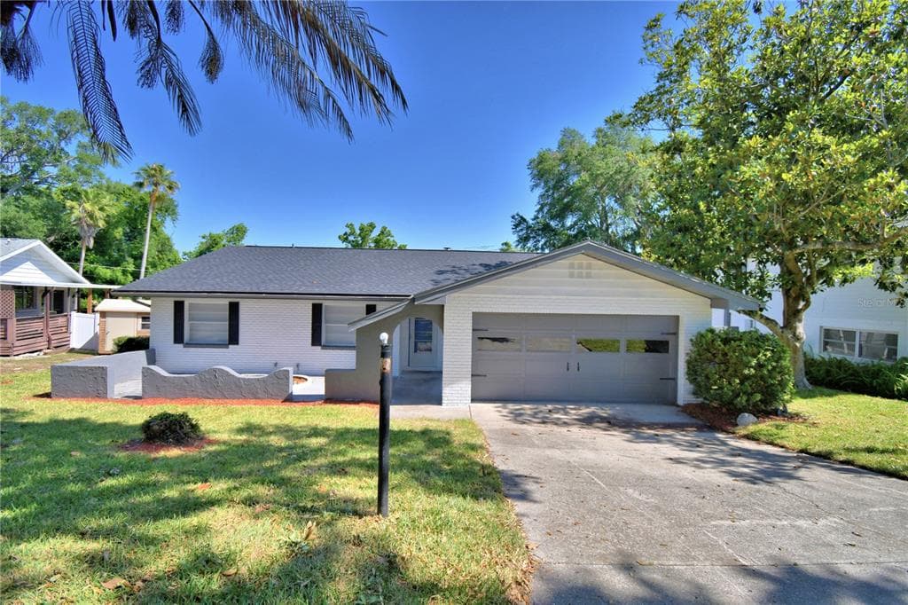 138 WHITTIER LANE WINTER HAVEN, FL 33884