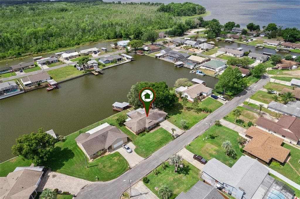 26632 W COVE DRIVE TAVARES, FL 32778