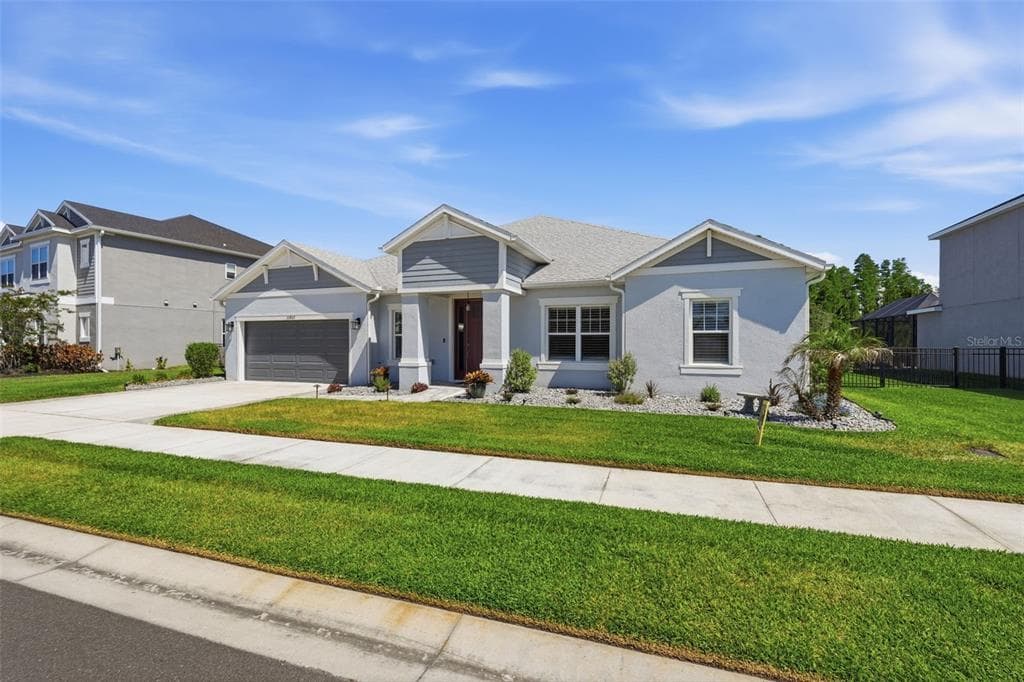 33805 CASTAWAY LOOP WESLEY CHAPEL, FL 33543