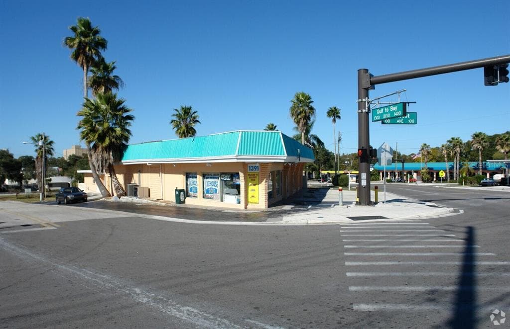 1383 GULF TO BAY BOULEVARD CLEARWATER, FL 33755