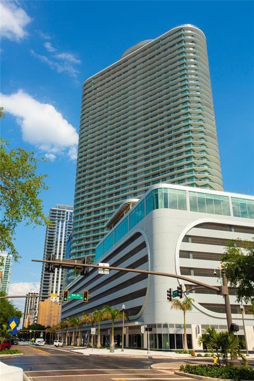 400 CENTRAL AVENUE UNIT 1003