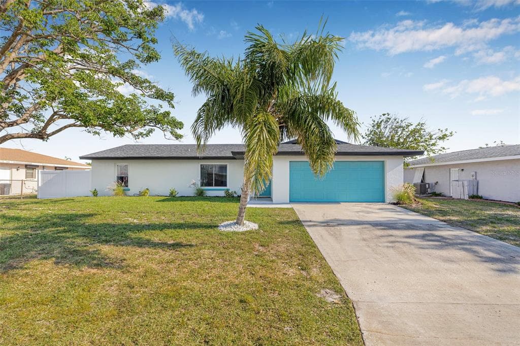 7516 22ND AVENUE W BRADENTON, FL 34209