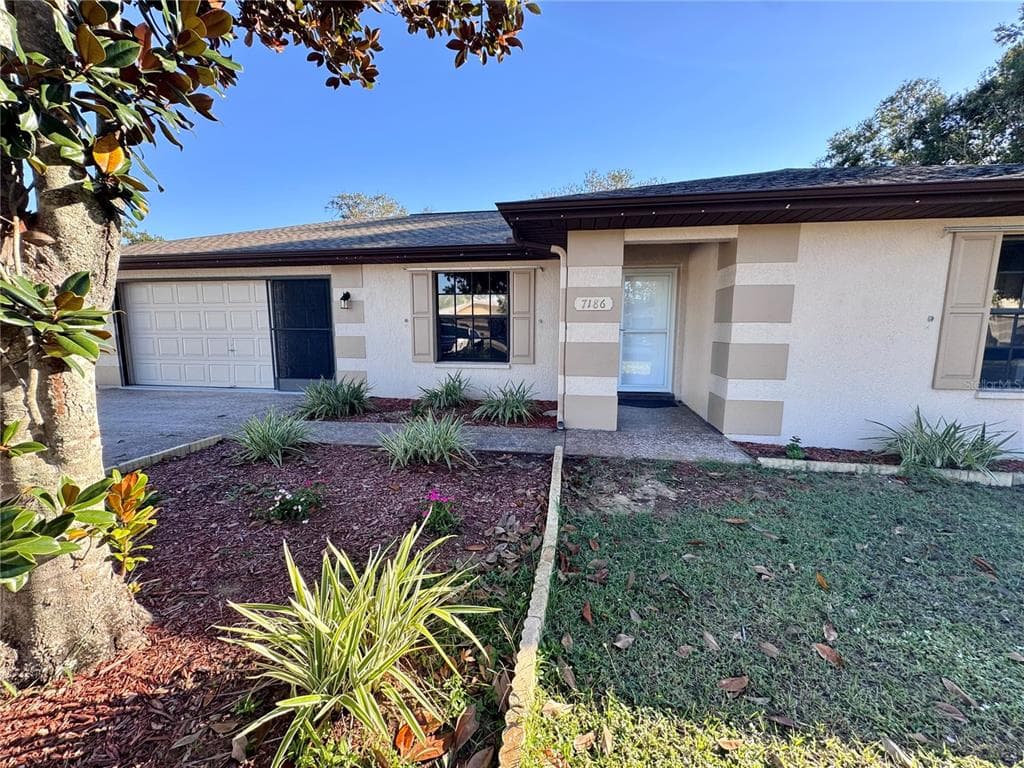 7186 LEXINGTON CIRCLE BROOKSVILLE, FL 34602