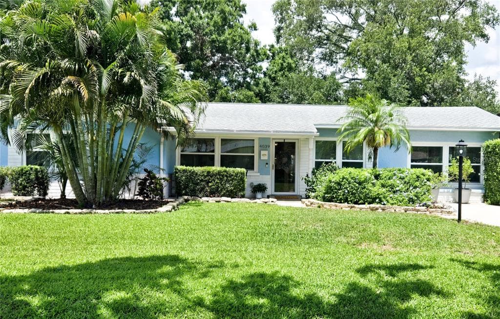 4039 ALBERCA WAY S ST PETERSBURG, FL 33712