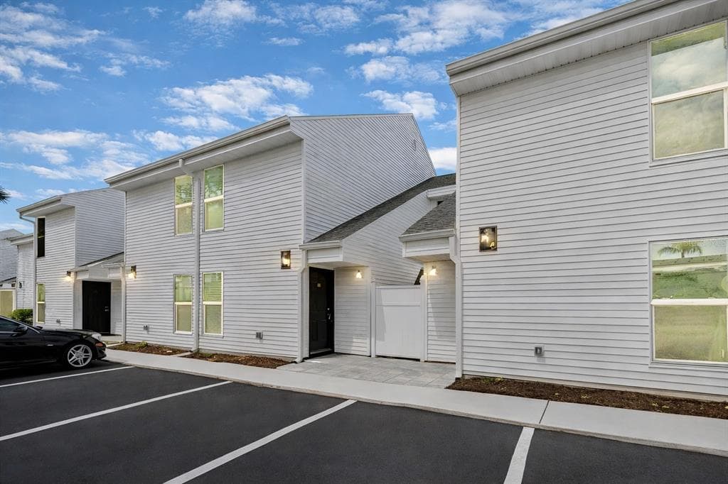 718 HAVEN PLACE UNIT 718 TARPON SPRINGS, FL 34689
