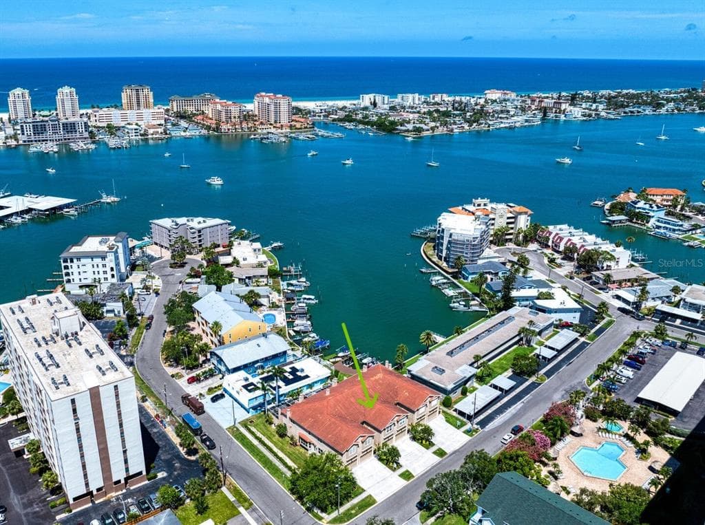 354 LARBOARD WAY CLEARWATER BEACH, FL 33767