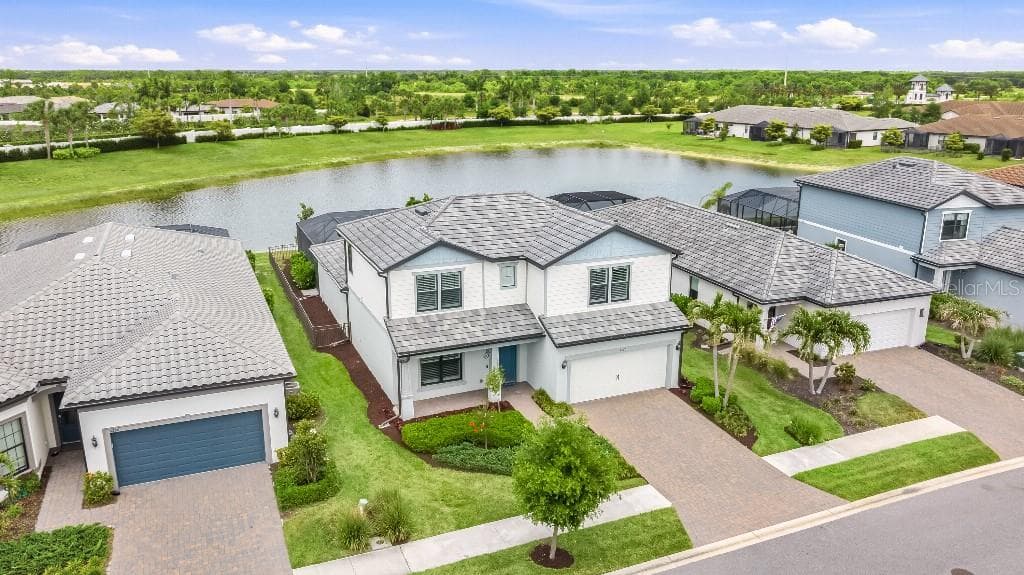 6270 CRESTED EAGLE LANE NOKOMIS, FL 34275