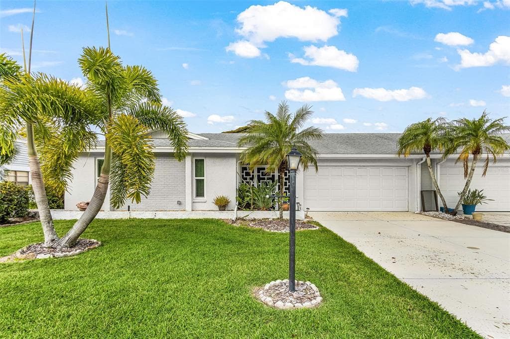 5685 BADEN COURT FORT MYERS, FL 33919
