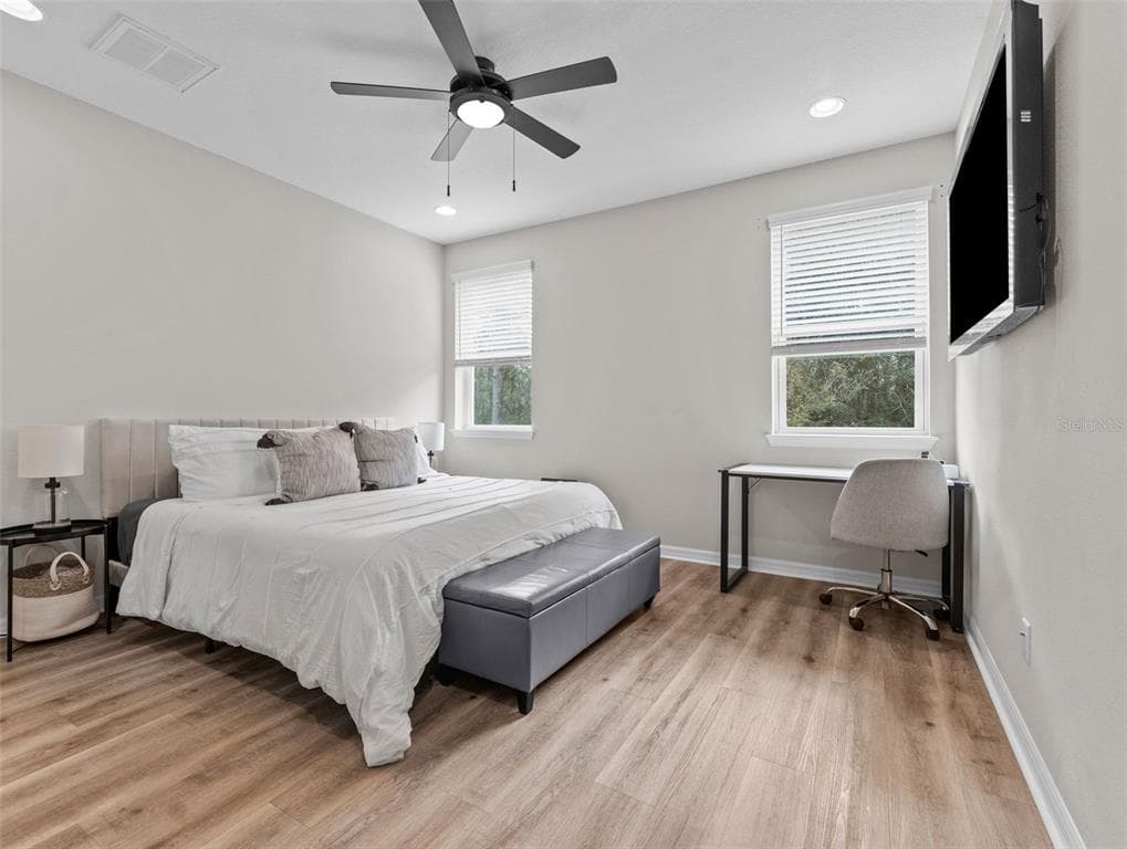 26399 LIMESTONE SPRINGS WAY WESLEY CHAPEL, FL 33544