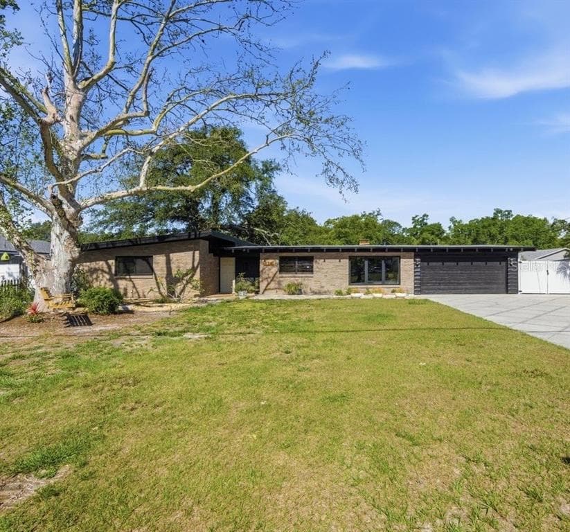 9718 N OREGON AVENUE TAMPA, FL 33612