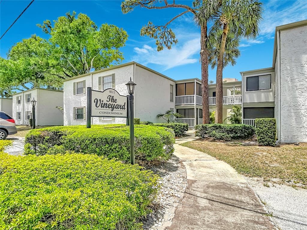 4611 W NORTH B STREET UNIT 240