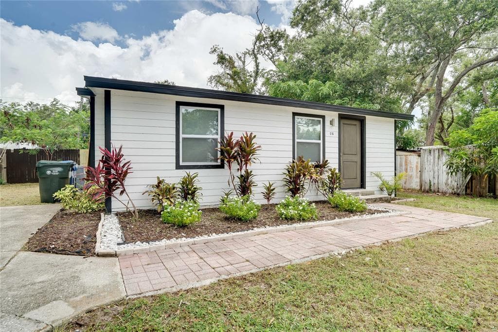 516 5TH AVENUE NE LARGO, FL 33770