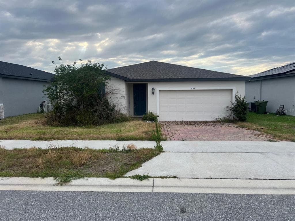 528 MCKENNA DRIVE WINTER HAVEN, FL 33881