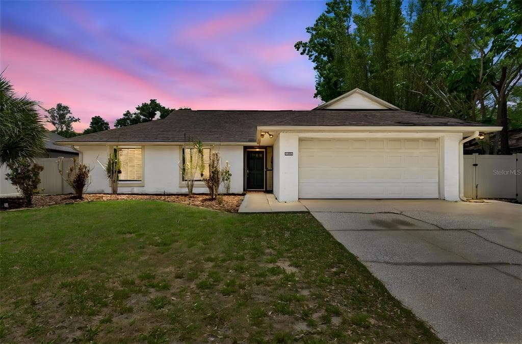 5127 NASHVILLE DRIVE TAMPA, FL 33624