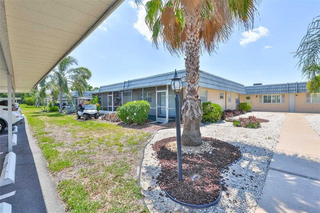 1802 BEDFORD TERRACE UNIT 177 SUN CITY CENTER, FL 33573