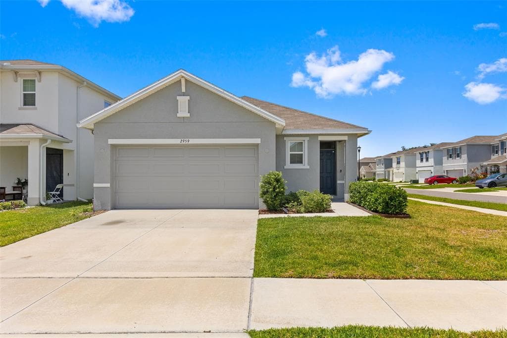 2959 COMMON FIG RUN WESLEY CHAPEL, FL 33543