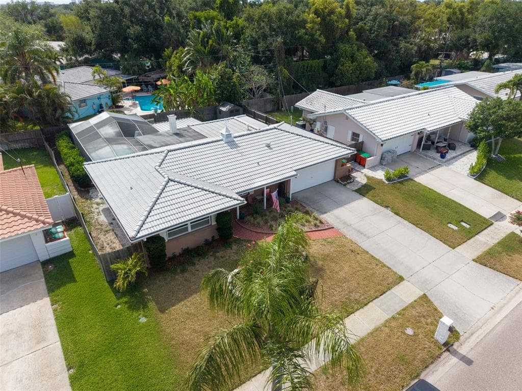 5676 WILLIAMS BOULEVARD SEMINOLE, FL 33772