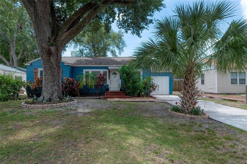 912 CORNELIUS AVENUE TAMPA, FL 33603