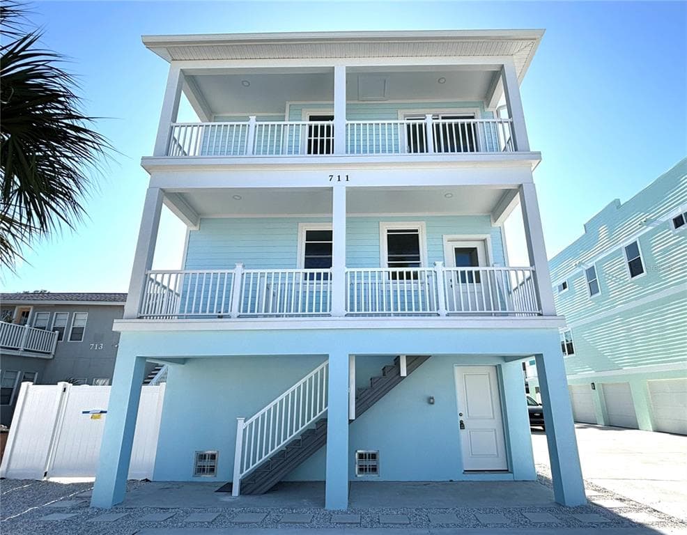 711 GULF BOULEVARD