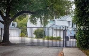 9726 TIFFANY OAKS LANE UNIT 9726 TAMPA, FL 33612