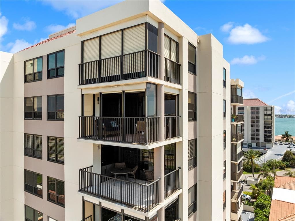 6294 BAHIA DEL MAR CIRCLE UNIT 904 ST PETERSBURG, FL 33715
