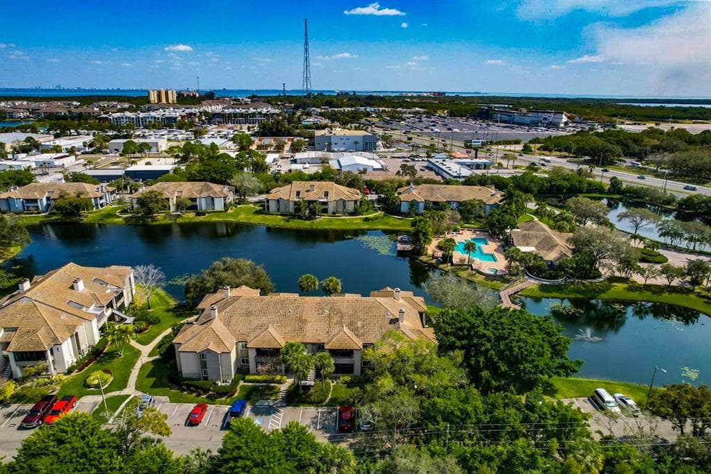 10263 GANDY BOULEVARD N UNIT 2403 ST PETERSBURG, FL 33702