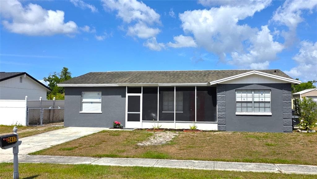 2417 WISHING WELL CIRCLE TAMPA, FL 33619