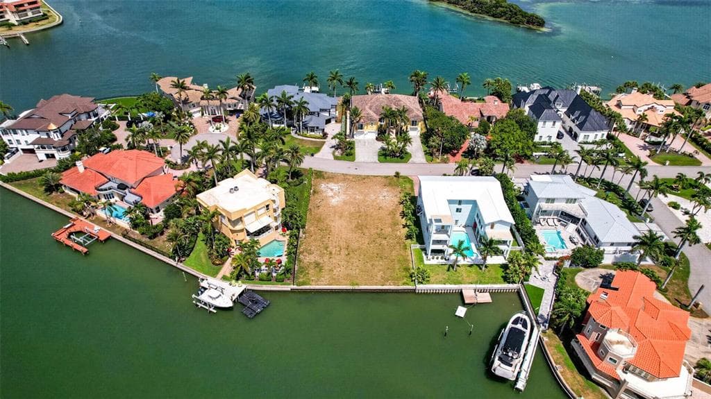 1 1ST AVENUE S TIERRA VERDE, FL 33715