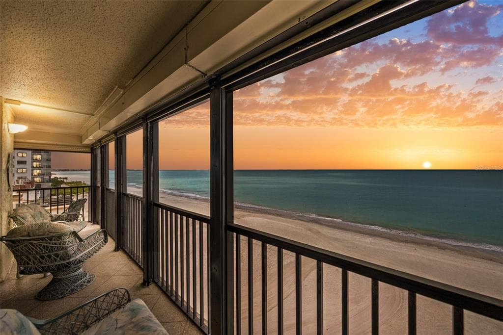 15400 GULF BOULEVARD UNIT 401 MADEIRA BEACH, FL 33708