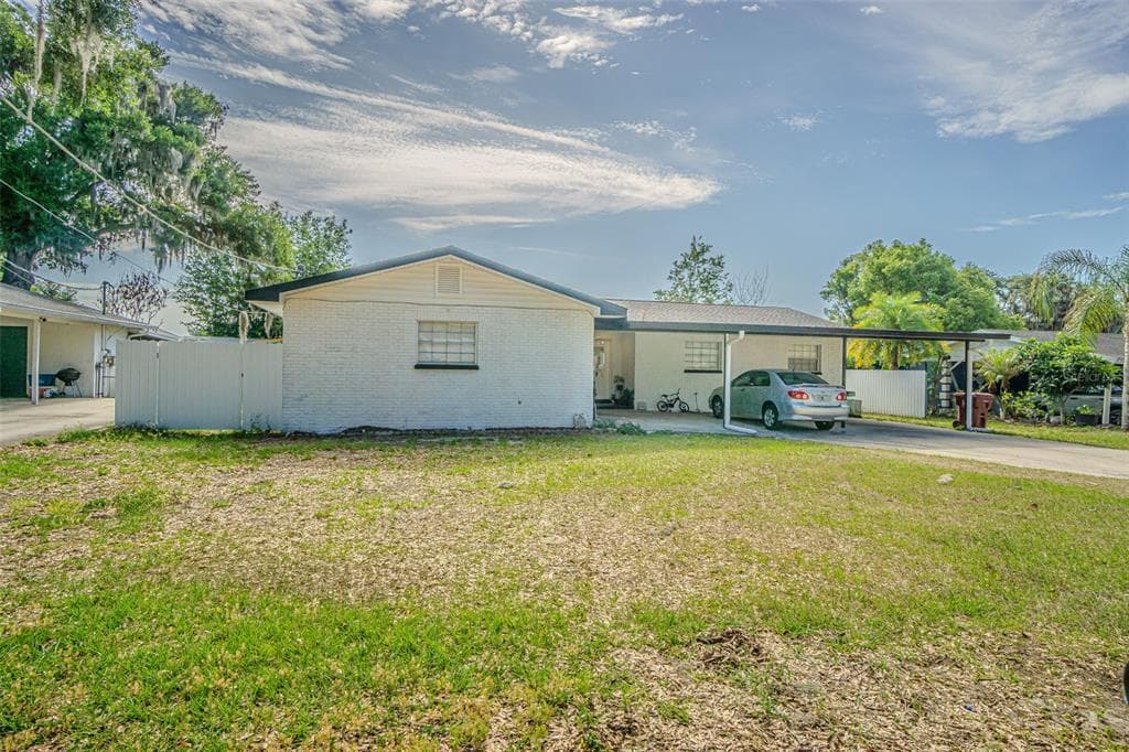 402 EUNICE DRIVE PLANT CITY, FL 33563