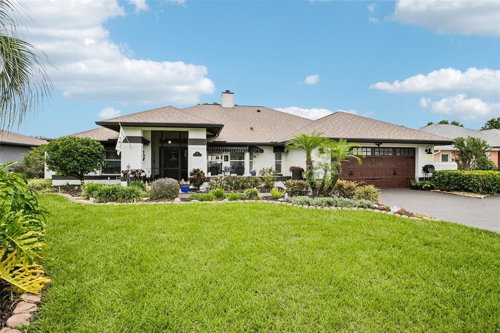 213 N BROCKFIELD DRIVE SUN CITY CENTER, FL 33573
