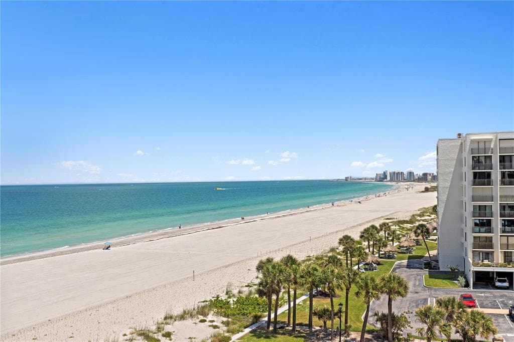 1460 GULF BOULEVARD UNIT 605 CLEARWATER BEACH, FL 33767