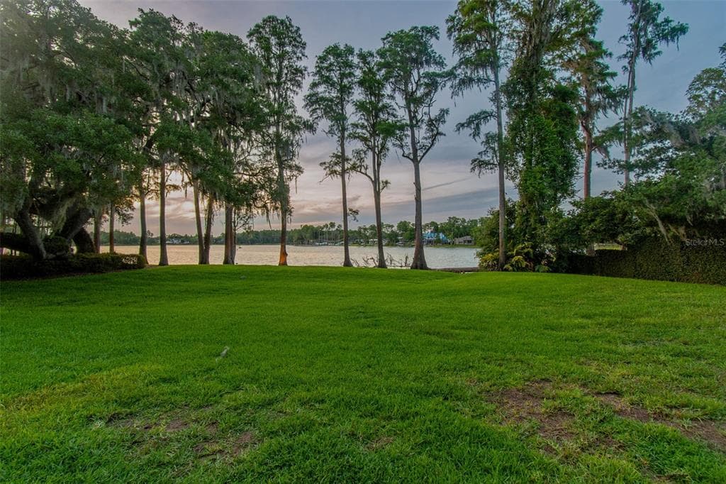 3133 LAKE ELLEN DRIVE TAMPA, FL 33618