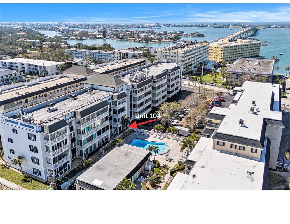 139 BLUFF VIEW DRIVE UNIT 104