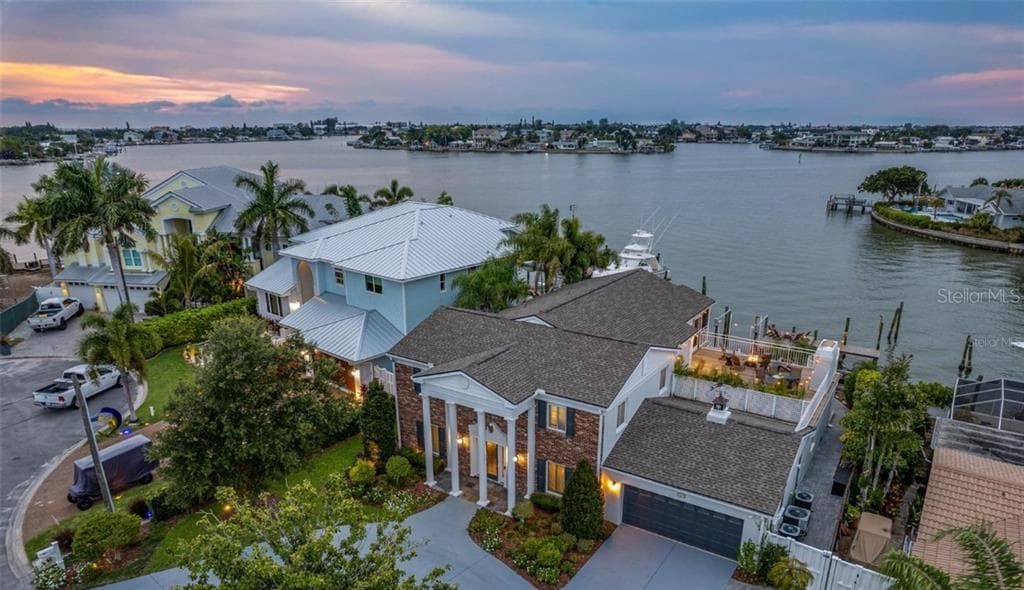 4545 HARBOR HILLS DRIVE LARGO, FL 33770