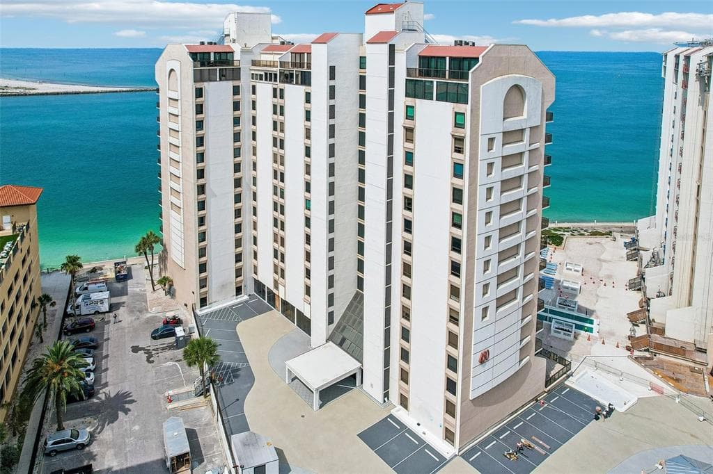 450 S GULFVIEW BOULEVARD UNIT 703 CLEARWATER, FL 33767