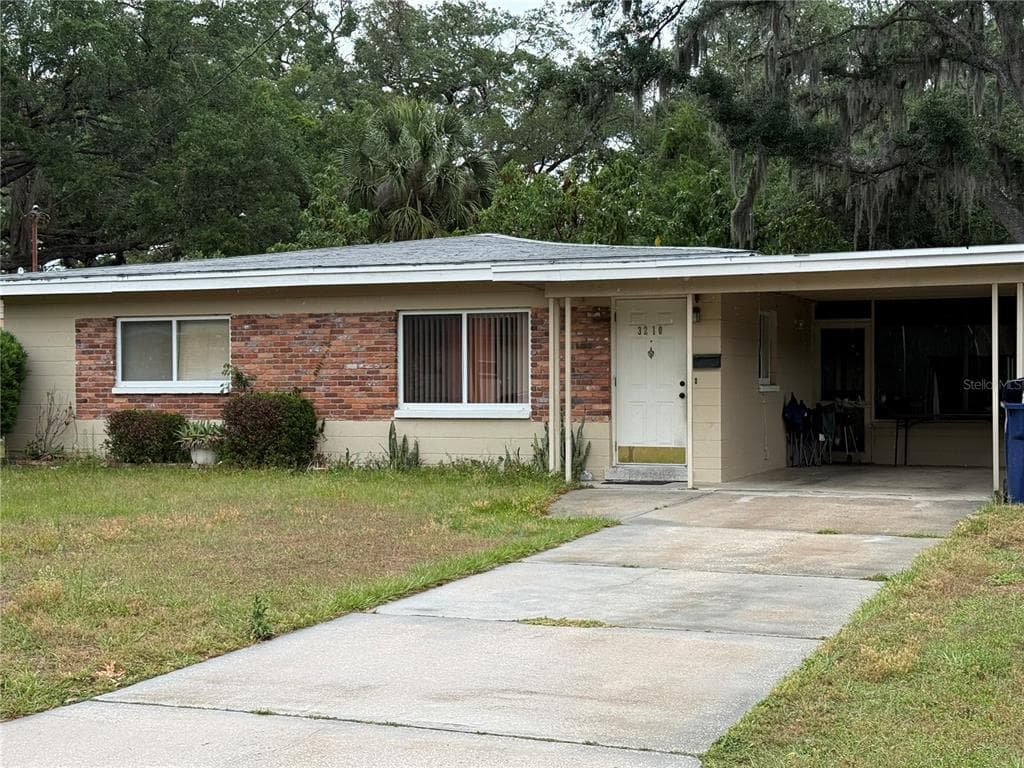 3210 E FERN STREET TAMPA, FL 33610