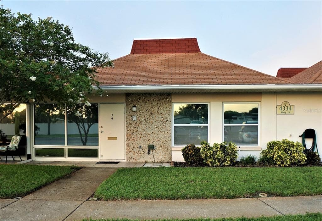 4334 TAHITIAN GARDENS CIRCLE UNIT C HOLIDAY, FL 34691
