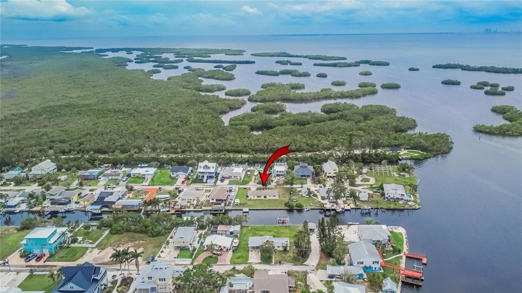 814 SEABREEZE DRIVE RUSKIN, FL 33570