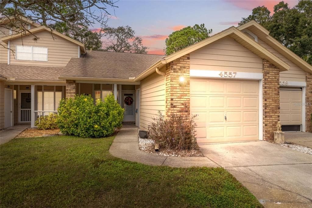 4557 GLEN HOLLOW NEW PORT RICHEY, FL 34653