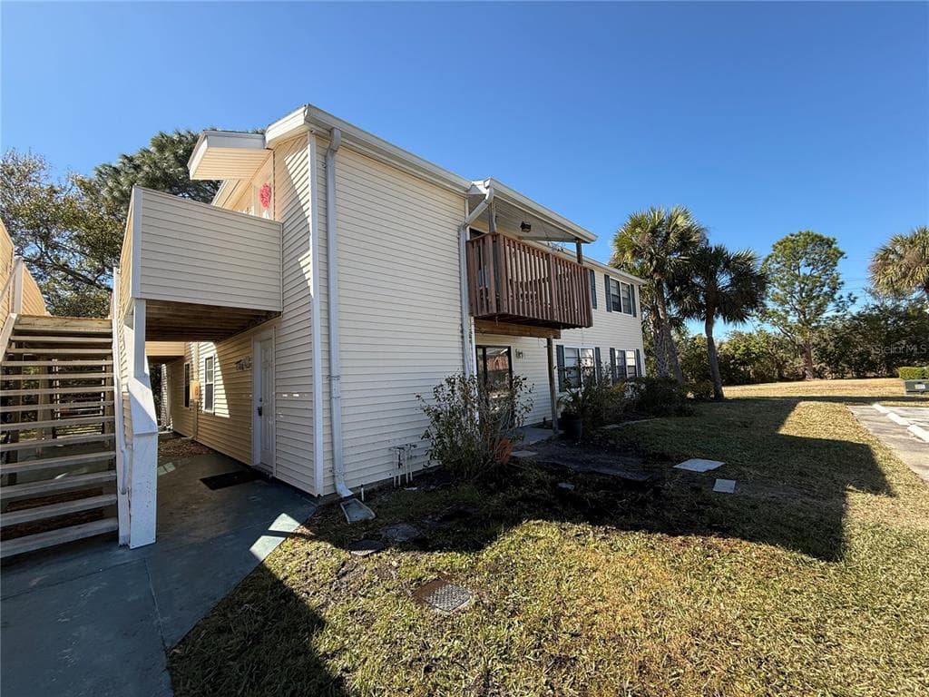 133 SABAL COURT UNIT B OLDSMAR, FL 34677