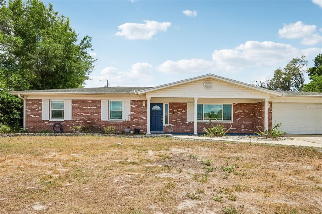 1607 LARK LANE BRANDON, FL 33510