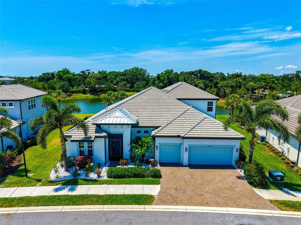 6254 RIVO LAKES BOULEVARD SARASOTA, FL 34241
