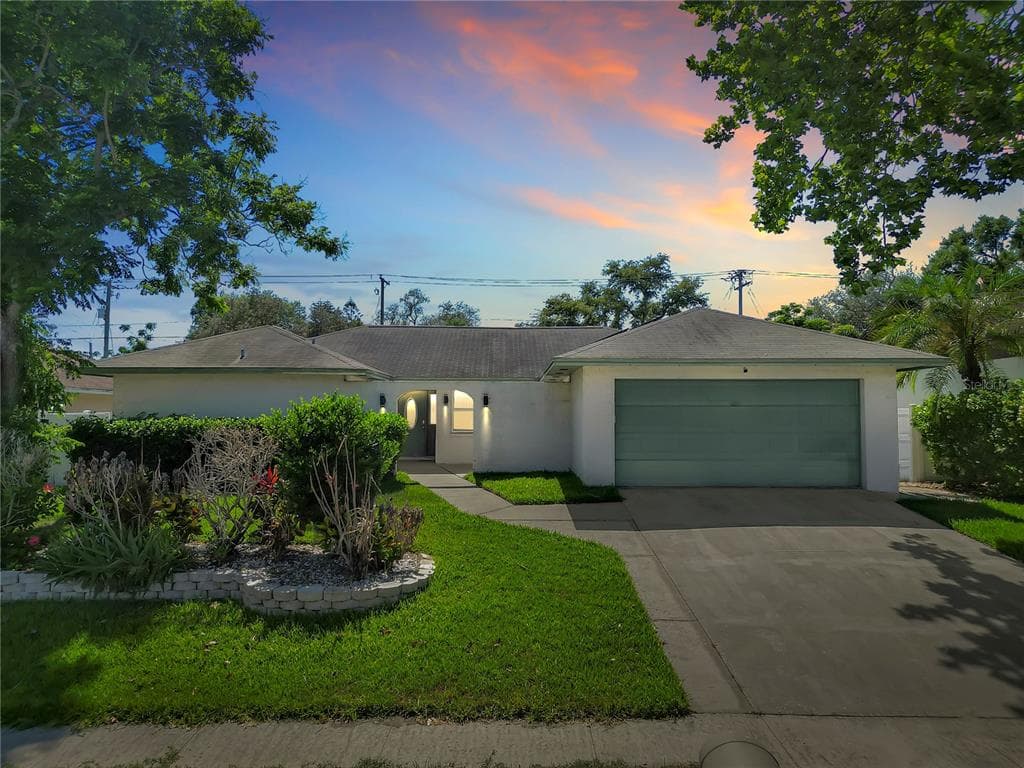 105 FOXWOOD DRIVE BRANDON, FL 33510