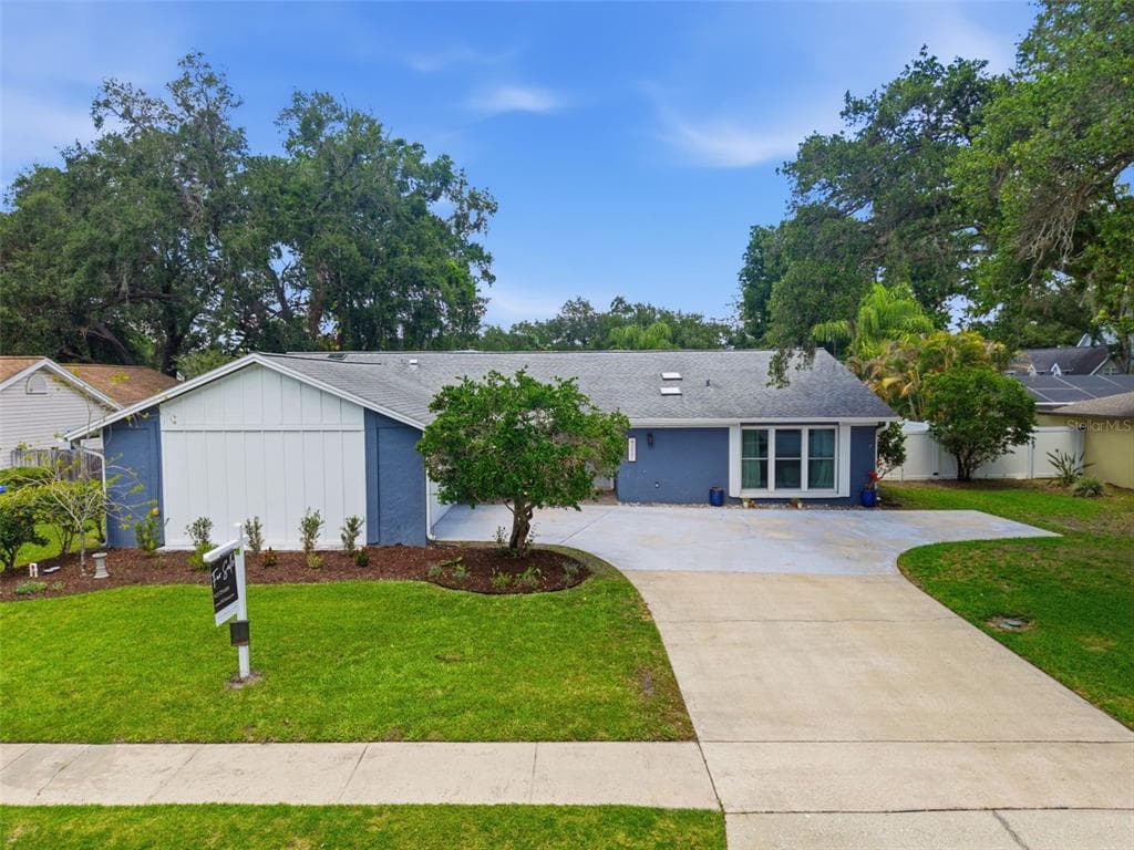 4221 WATER OAKS LANE TAMPA, FL 33618