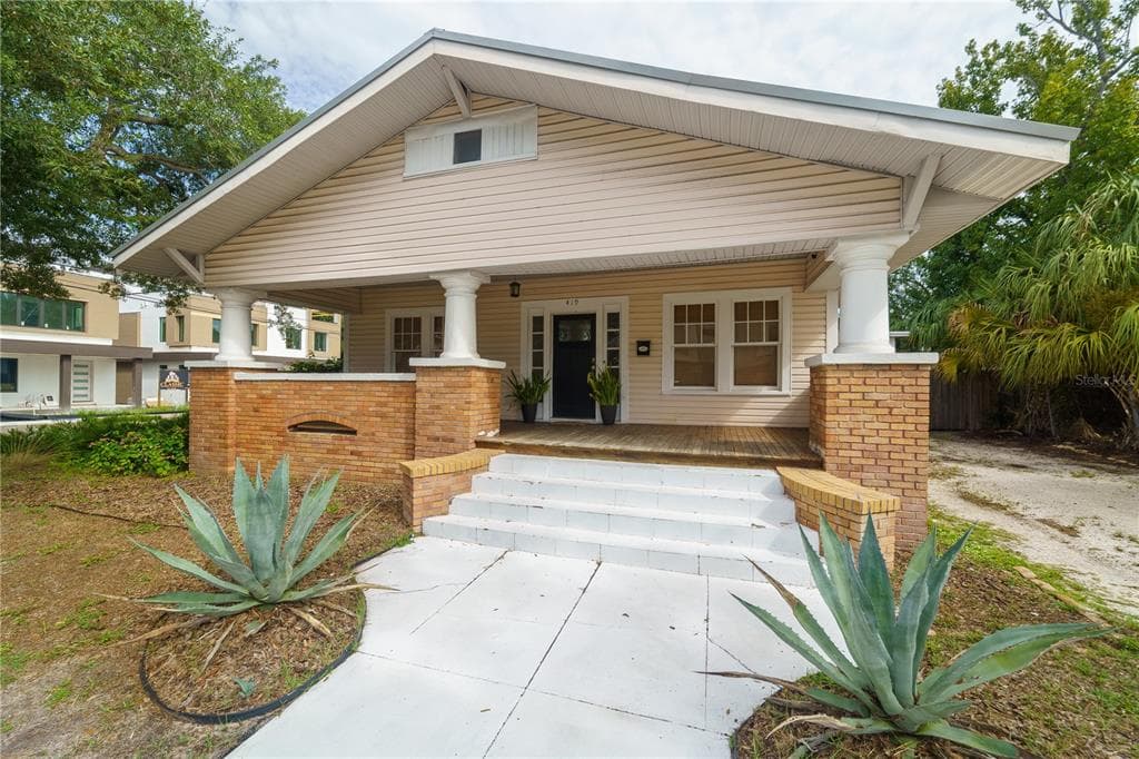 419 W PARK AVENUE TAMPA, FL 33602