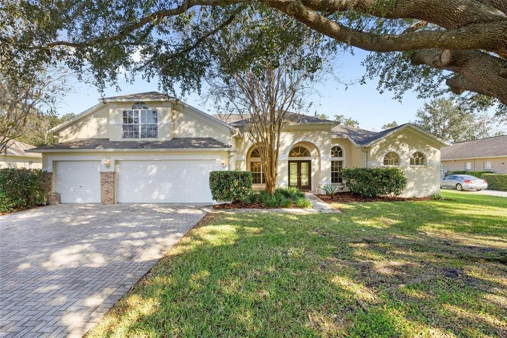 1452 KENSINGTON WOODS DRIVE LUTZ, FL 33549