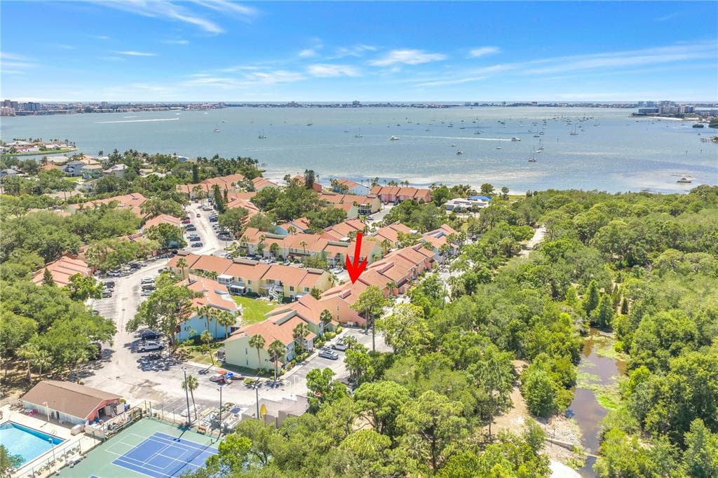 4160 35TH TERRACE S UNIT I ST PETERSBURG, FL 33711